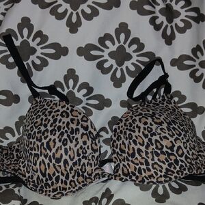 PINK Victoria's Secret Leopard Print Bra with Black Straps
